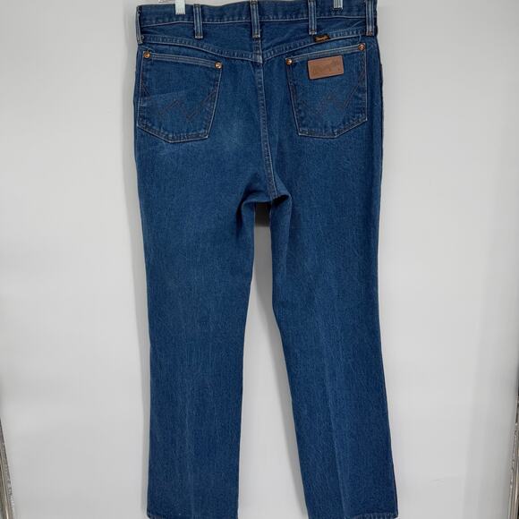 Vintage Wrangler Jeans Men’s 36 x 33 Straight Made In The USA Classic Denim - Picture 2 of 8
